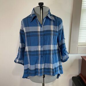 Ali & Kris Blue Plaid High Low Cotton 3/4 Roll Tab Sleeves Size Small